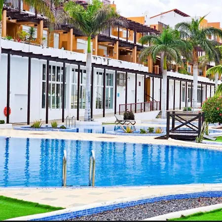 شقة House Helen Golf سان ميغيل ذي أبونا